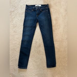 Like new A&F Jeans/ great for very petite sizes! 00S W24 L27